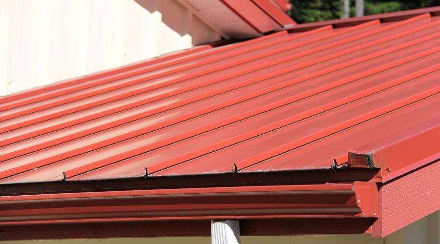 Professional gutter cleaning services in Modesto, IL